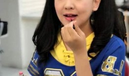 月亮姐姐直播吃瓜视频