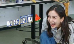 蔡徐坤吃瓜路人视频大全,揭秘明星日常趣味瞬间