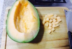 二胖吃哈密瓜的视频,哈密瓜盛宴尽享甜蜜时光