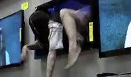 恐怖故事吃瓜群众视频,吃瓜群众目睹恐怖故事现场