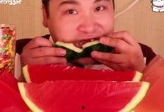 网红吃瓜搞笑表情包视频,笑料横飞，表情包界的“喜剧之王”