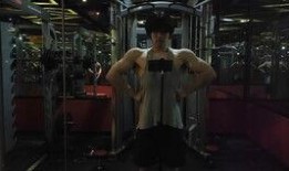 酒吧黑白双煞吃瓜视频,揭秘娱乐圈幕后风云