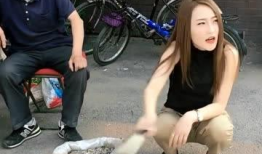 吃瓜搞笑视频大全,让你笑到肚子疼