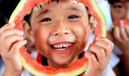 周日快乐吃瓜视频,跟随吃瓜视频畅游娱乐世界