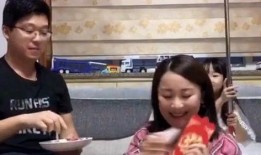 广东华裔吃瓜事件视频,一场引发热议的网络风波