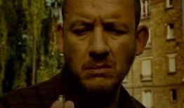 吃瓜爆头视频,惊险瞬间引发网友热议