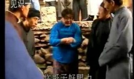 傻儿师长吃瓜视频在线观看,趣味横生的搞笑瞬间