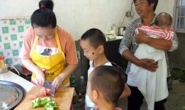 农村婆媳吃角瓜视频大全,农村婆媳吃角瓜温馨瞬间大盘点