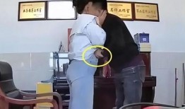 男女拥抱吃瓜视频网站免费观看,免费观看的激情瞬间