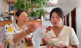 农村婆媳吃角瓜视频大全,农村婆媳吃角瓜温馨瞬间大盘点