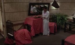 女孩全程吃瓜视频在线观看,女孩直播揭秘网络热点事件