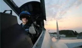 海军小哥哥吃瓜视频在线观看,揭秘军营里的欢乐时光