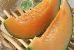 明星吃哈密瓜趣事视频,哈密瓜盛宴中的欢乐瞬间