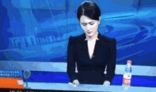 记者暗访吃瓜群众视频,吃瓜群众背后的真实生活