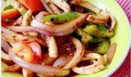 吃瓜炒鱿鱼画饼视频教程,轻松掌握美食制作技巧