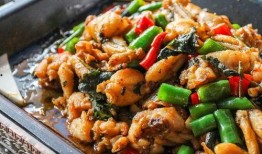 呆瓜组吃牛蛙视频,趣味横生美食瞬间