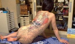 女人纹身吃瓜视频下载,吃瓜群众纷纷下载观看