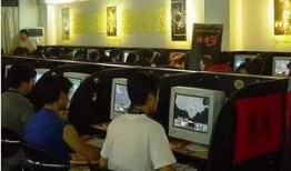 大学生在网吧吃瓜视频,揭秘大学生网络生活现状