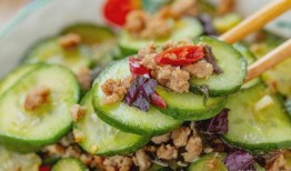 吃瓜的技巧视频,视频揭秘瓜界达人秘籍