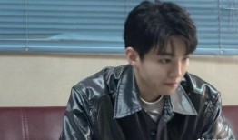 王俊凯现场吃瓜视频大全,萌态十足引网友热议