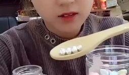 兔子牙吃白瓜视频大全,趣味视频大盘点！