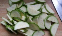 怎么用葫芦瓜做菜吃视频,家常菜视频教程大公开