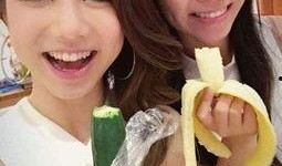 东北吃瓜妹妹吃瓜视频下载,揭秘网络红人幕后生活