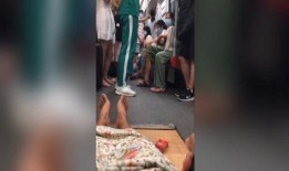 吃瓜睡着的视频,揭秘短视频的魅力与魔力