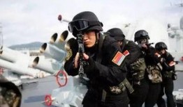 海军小哥哥吃瓜视频在线观看,揭秘军营里的欢乐时光