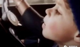 女王哭吃瓜视频,一场意外的“哭吃瓜”视频引发全网热议