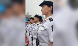 海军小哥哥吃瓜视频在线观看,揭秘军营里的欢乐时光