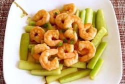 茄瓜可以炒虾仁吃吗视频,家常美味新搭配